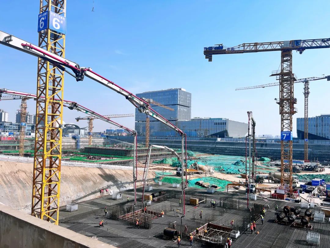 提前11小时！beats365官方唯一网站大米数泵车赋能高效施工