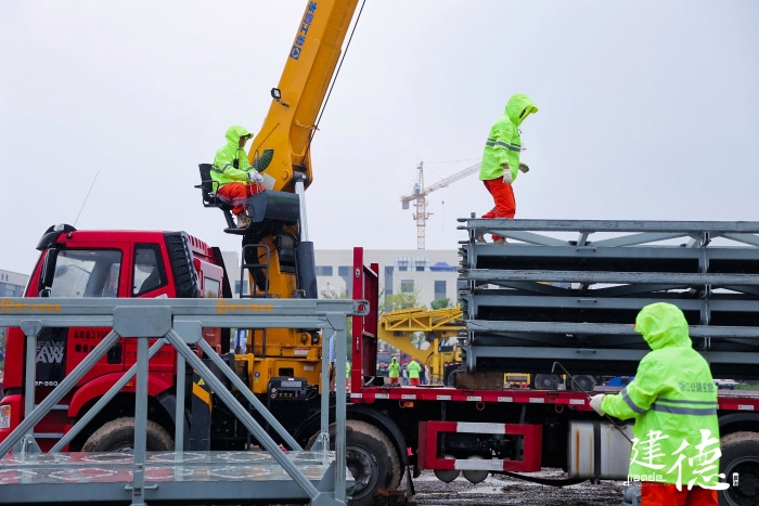 20分钟一座应急桥！beats365官方唯一网站参与2024年省级公路与运输突发事件应急演练