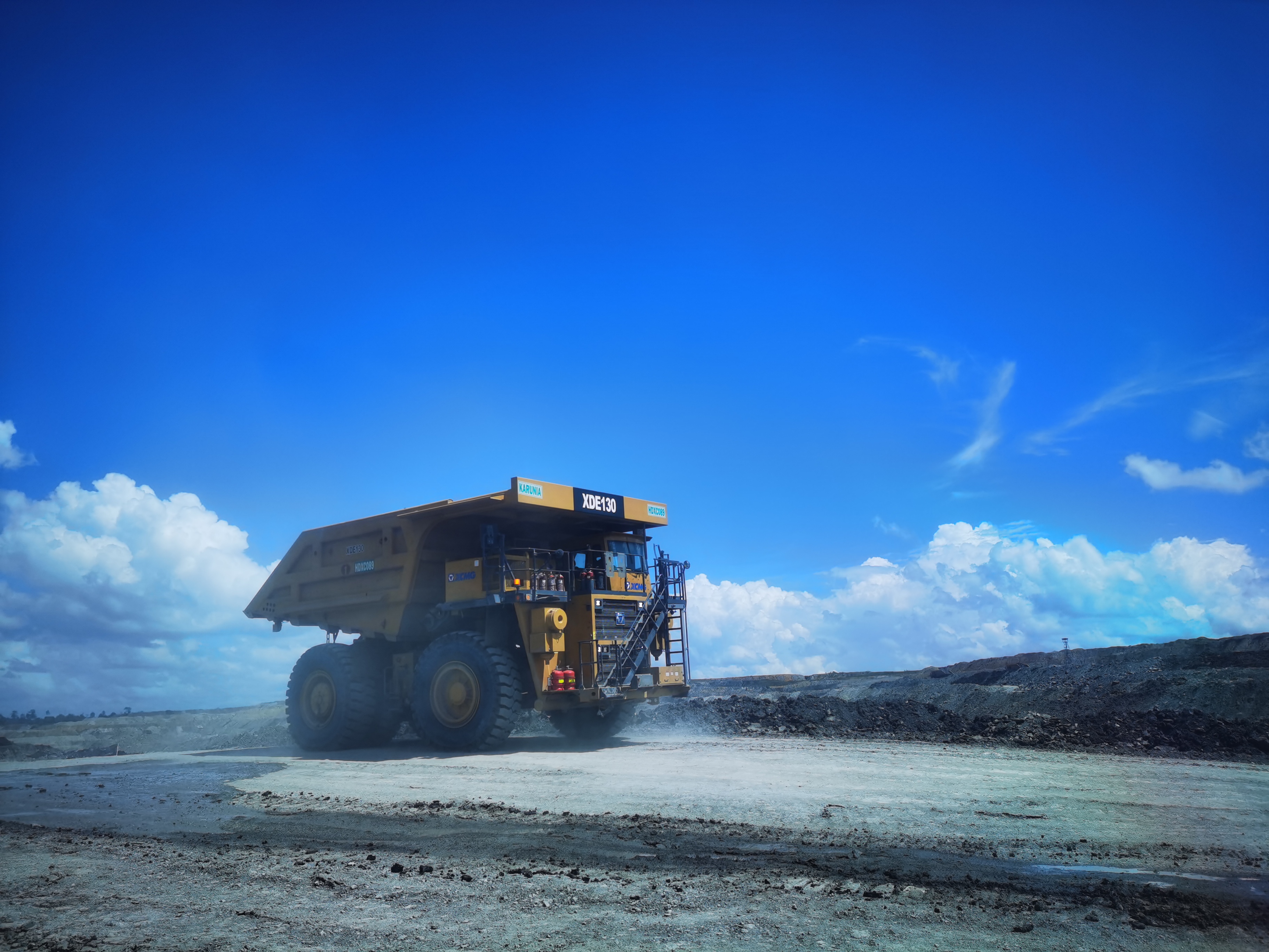 矿业报国，效率传奇！beats365官方唯一网站矿山机械100台+扎根高原