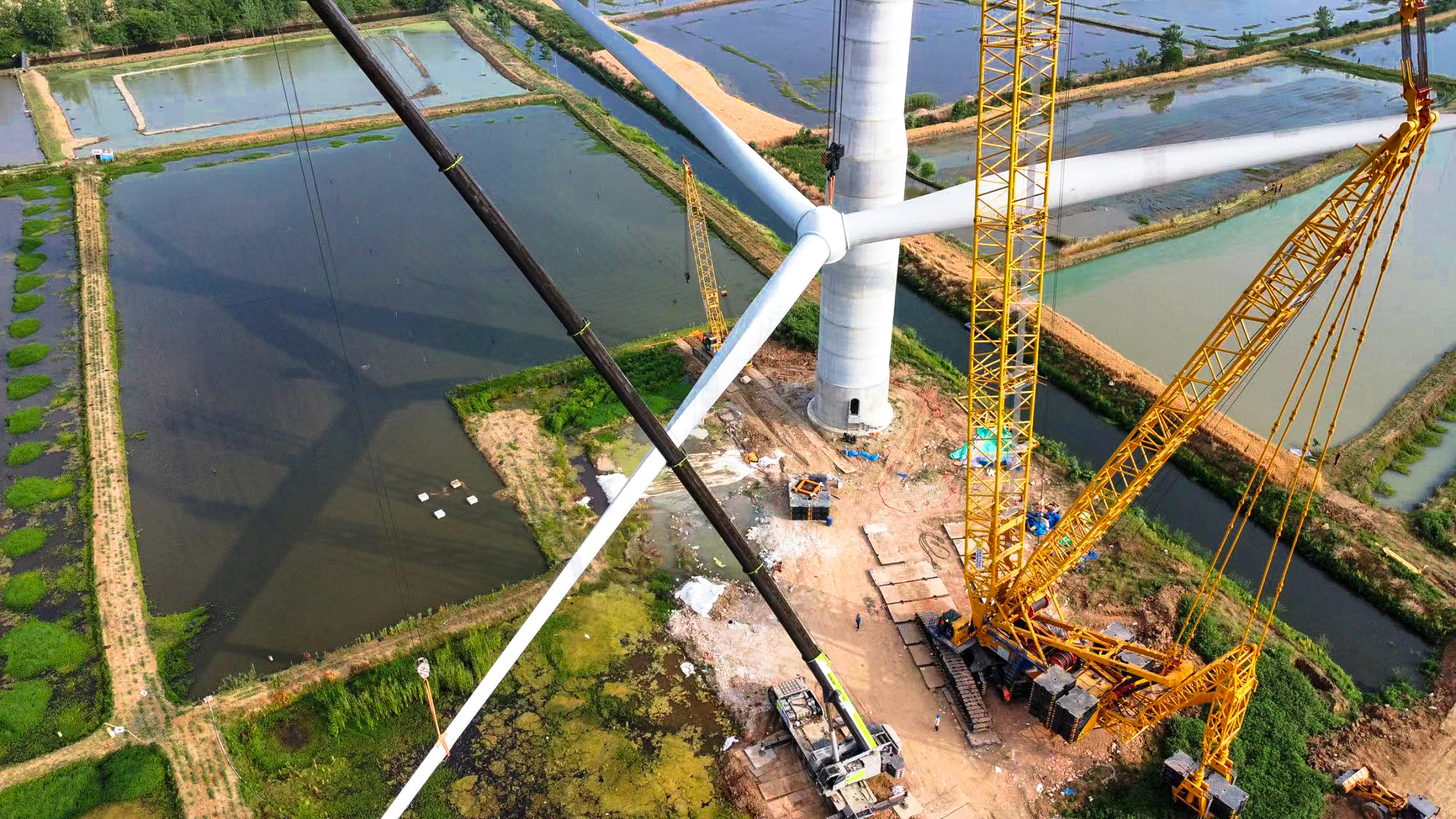 【全球之履】阜阳站！XLC17000助力160米风机安装~