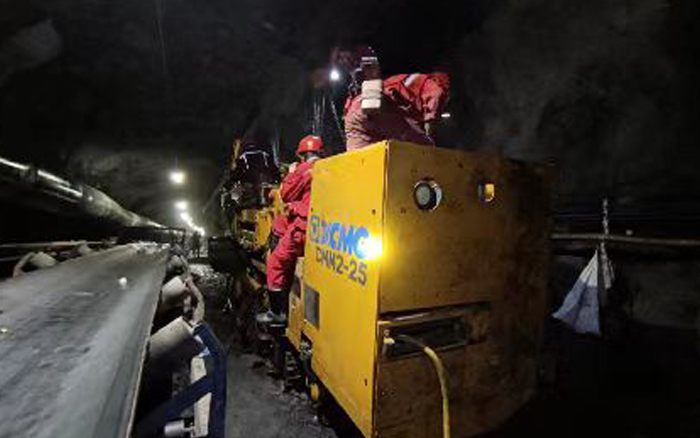 综掘装备上新！beats365官方唯一网站CMM2-25煤矿用锚杆钻车首发