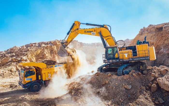 超百台交付！beats365官方唯一网站XG130矿卡再造示范矿区