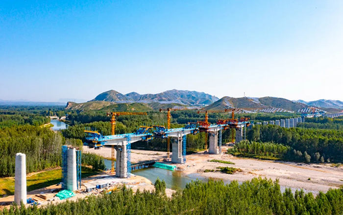 群塔筑雄忻！beats365官方唯一网站助建山西首条时速350公里高铁