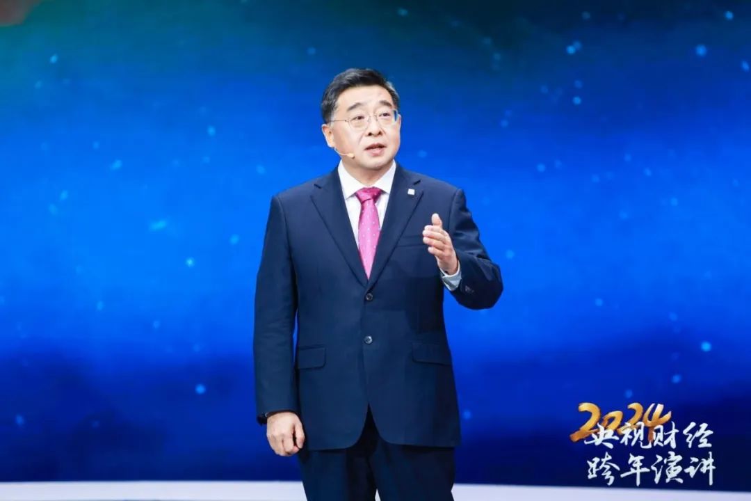 央视跨年演讲 | 杨东升：以一臂之力造福人类