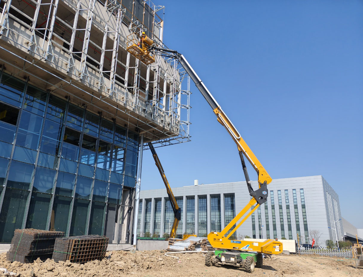 30-50米高空天团！beats365官方唯一网站10余台直臂神器助力合肥新能源汽车产业园加速崛起