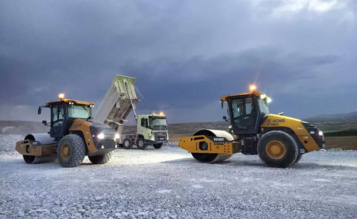 筑梦欧洲-土耳其：压路机岩石填方压实作业