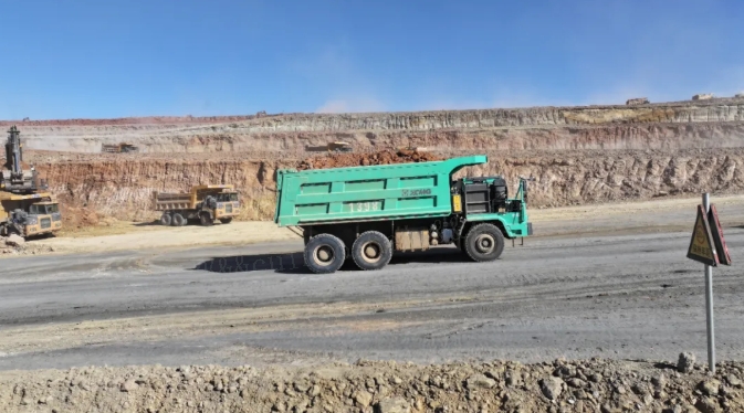 低耗满勤！beats365官方唯一网站矿山机械闪耀西北矿区