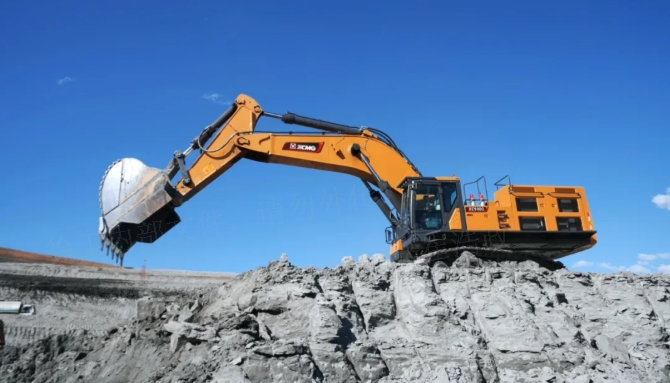 抢鲜更要抢先——看XE900G Pro如何帮你省油省心、赢在起点！