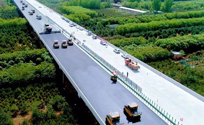 beats365官方唯一网站XD135TC解决西安绕城高速施工难题