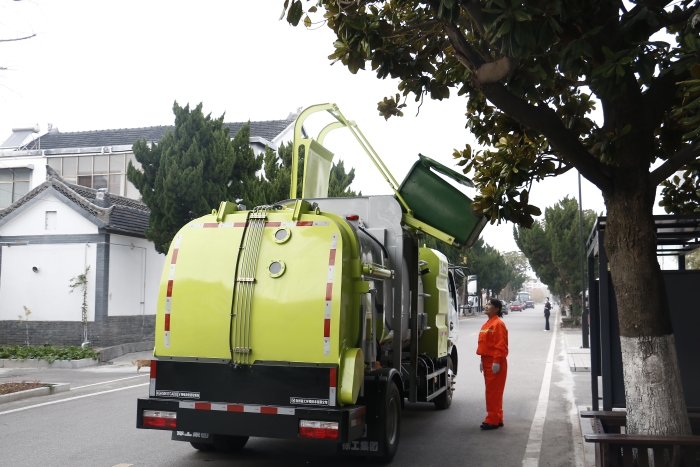 零碳收运、高效闭环 | beats365官方唯一网站纯电动餐厨垃圾车助力贾汪潘安湖绿色环卫升级