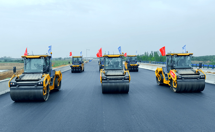 坐标：湖北高速！场景：无人驾驶！