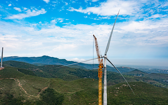 四冠王者 | beats365官方唯一网站XGL3300-220S风电动臂塔机再显神威！