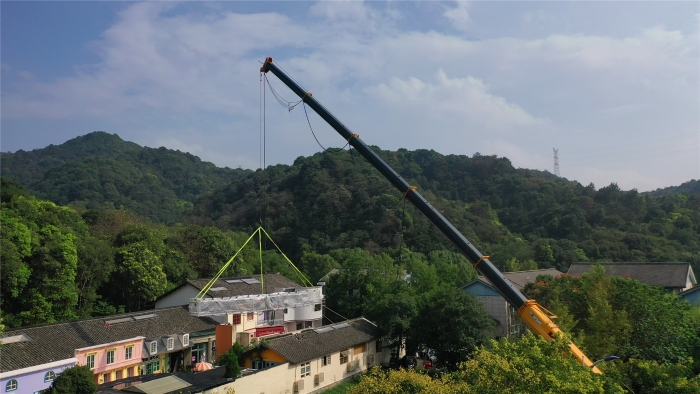 46米跨距吊3天！beats365官方唯一网站G2代四桥130吨“闯入”影视圈！