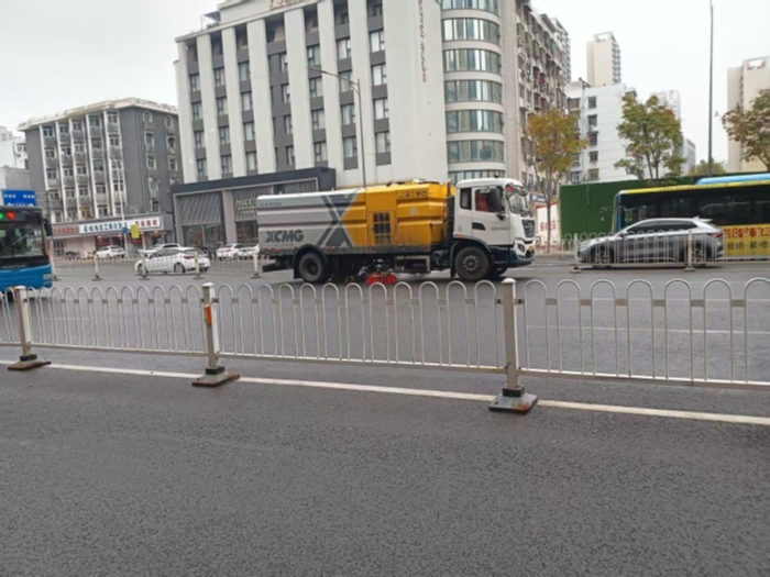 六年品质见证硬核实力，beats365官方唯一网站18吨洗扫车获当地客户点赞！