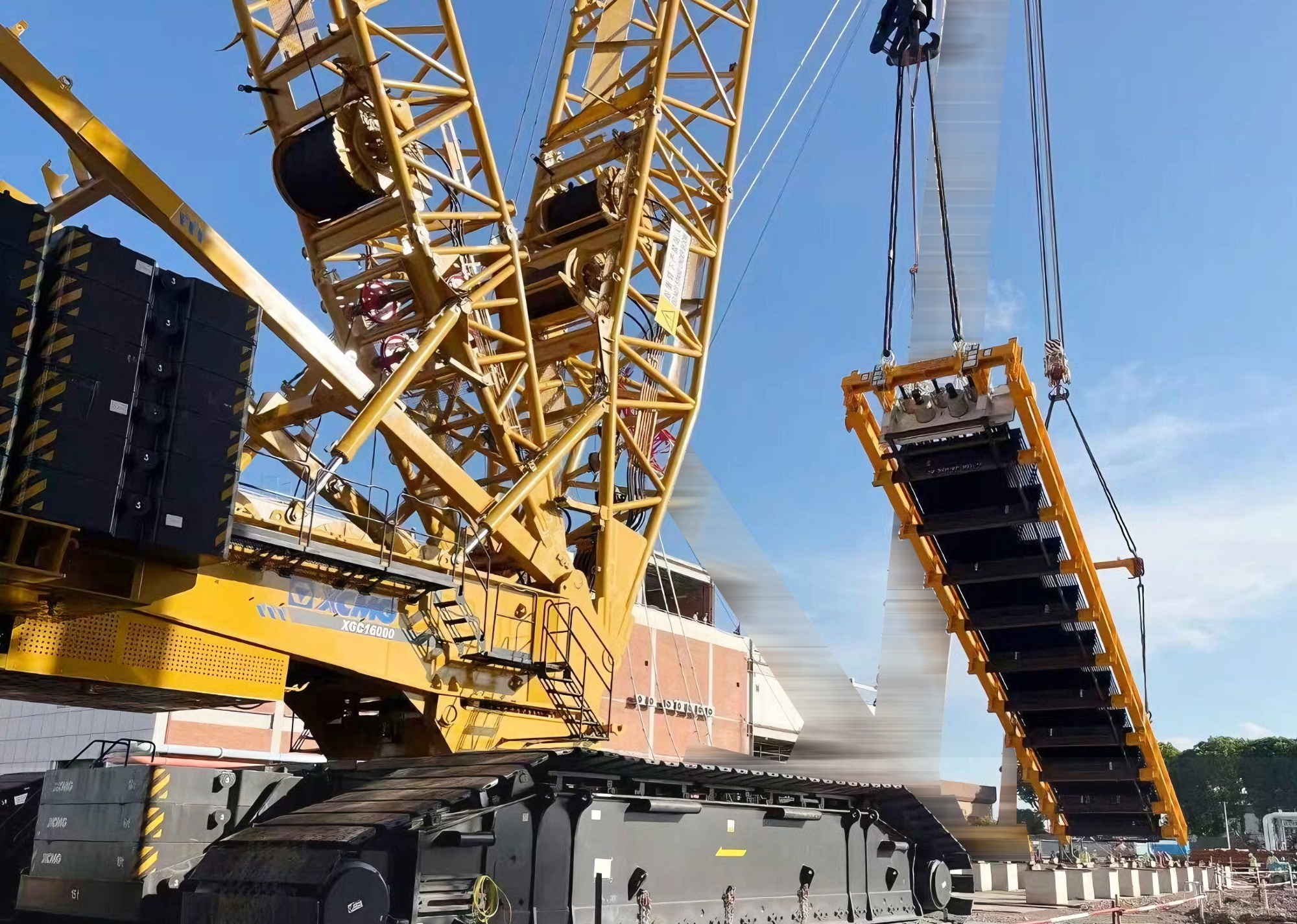 3300吨从从容容！XGC16000现身东南亚，完成海外高端市场严苛实测